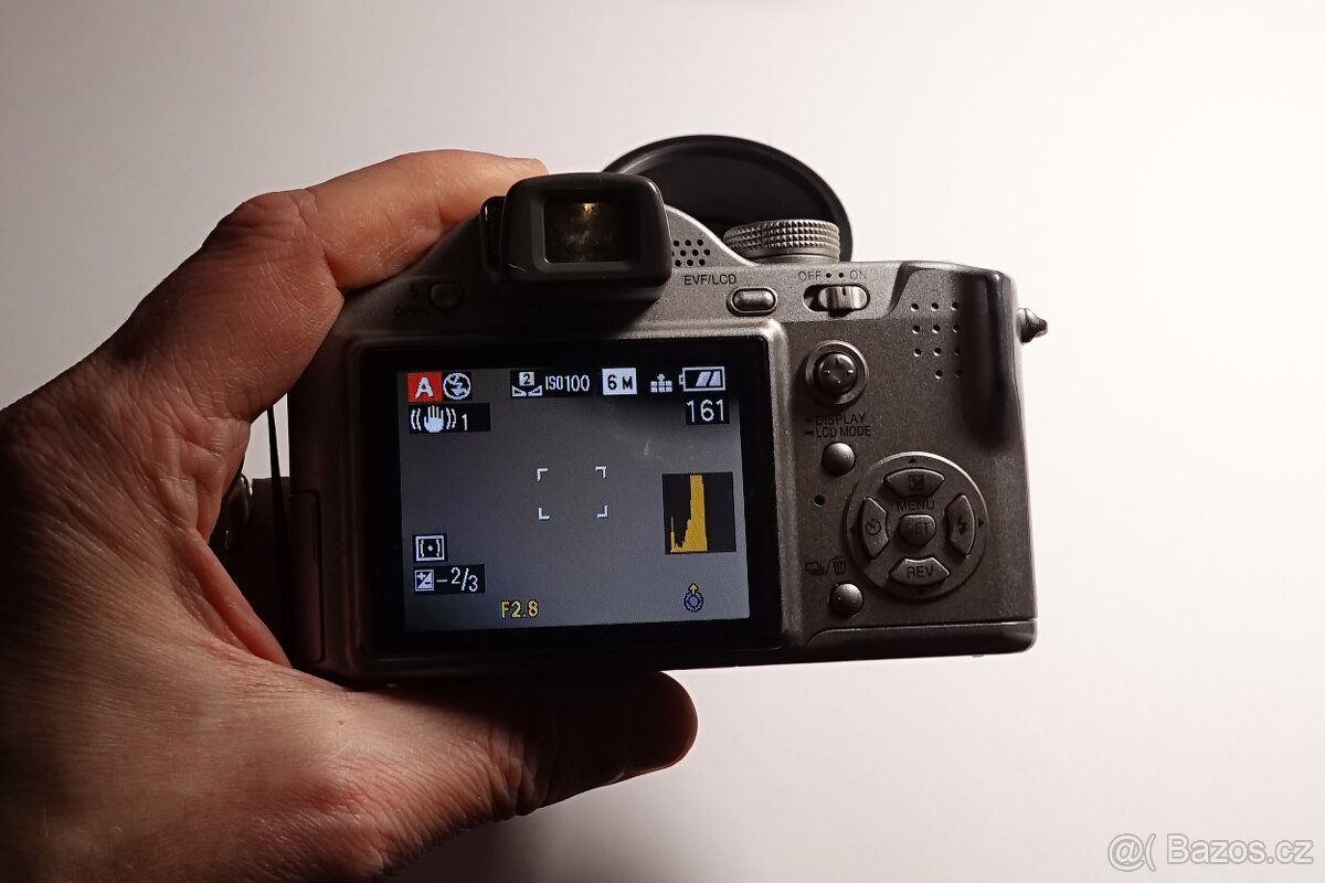 PANASONIC LUMIX DMC-FZ7 - 6