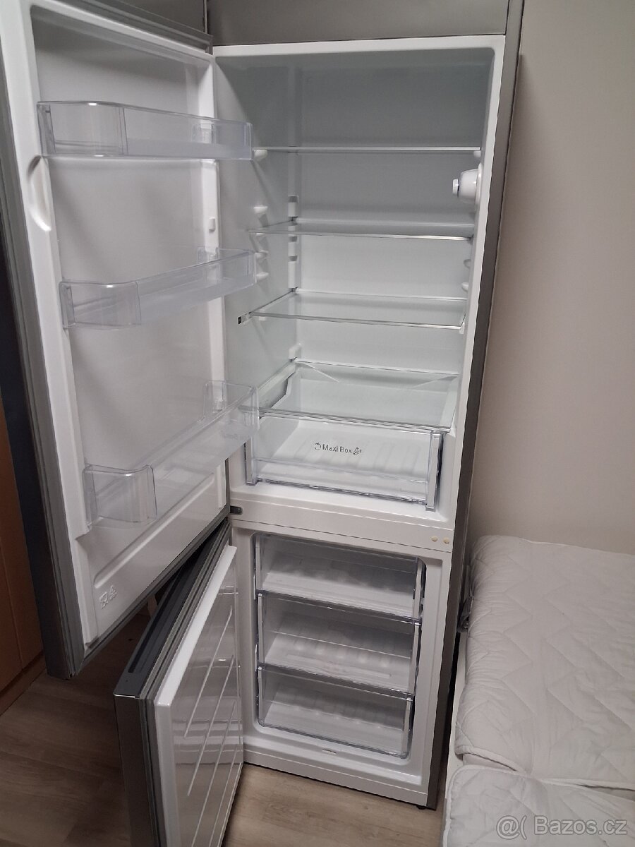 Lednice s mrazákem - 6