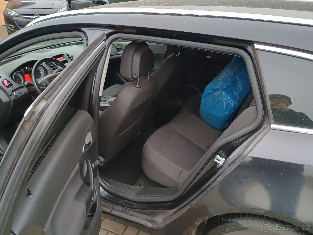 Prodám Opel Insignia 2.0 CDTI 118kw KO motor - 6