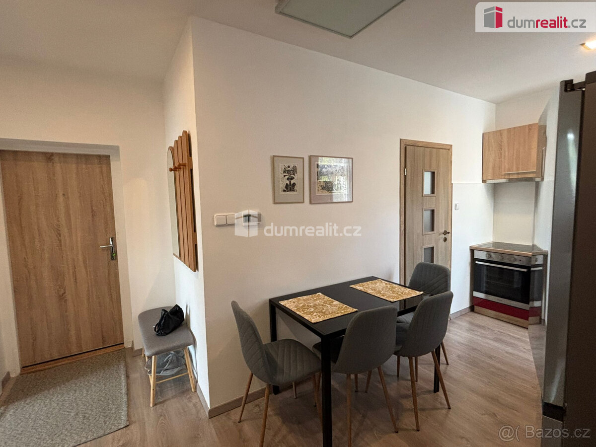 zděný byt 2 +1 , Luhačovice - 6