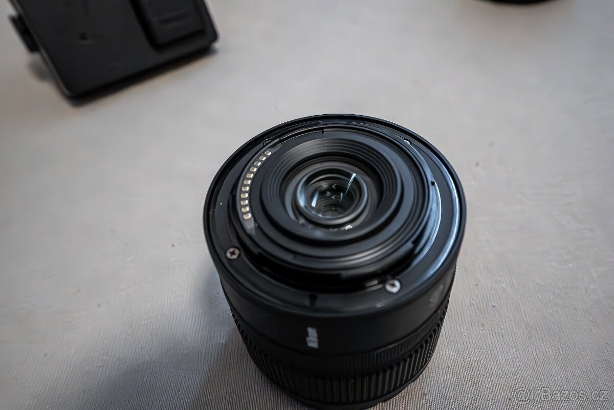 Prodám Nikon Z50 + 2 objektivy (16-50mm a 12-28mm) + přísluš - 6