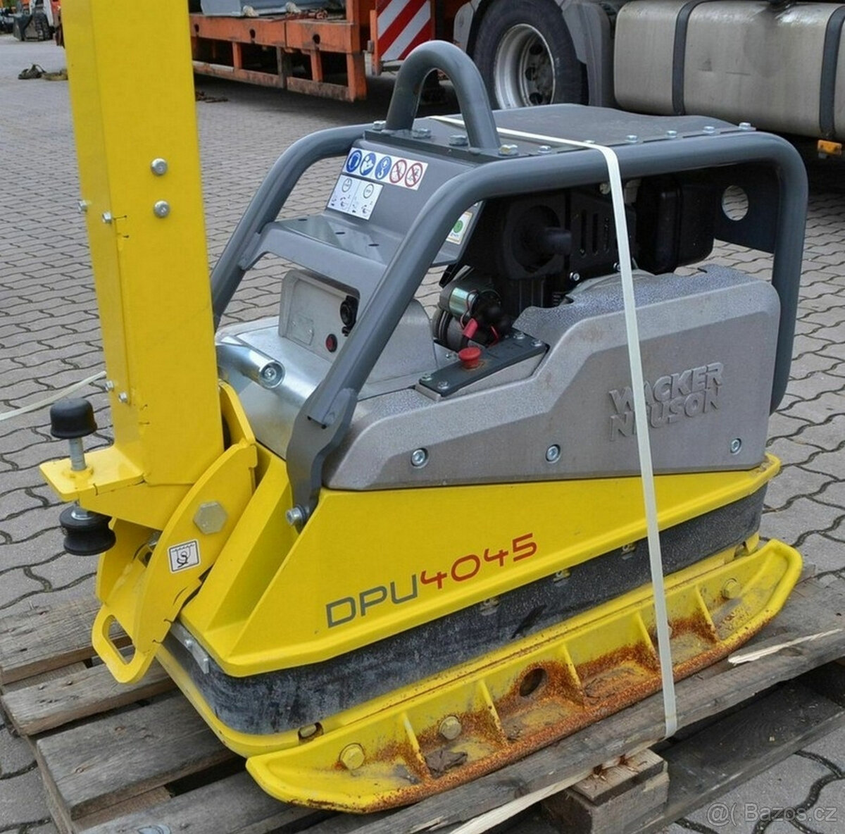 Vibrační deska Wacker Neuson DPU 4045Ye v dobrém stavu - 6