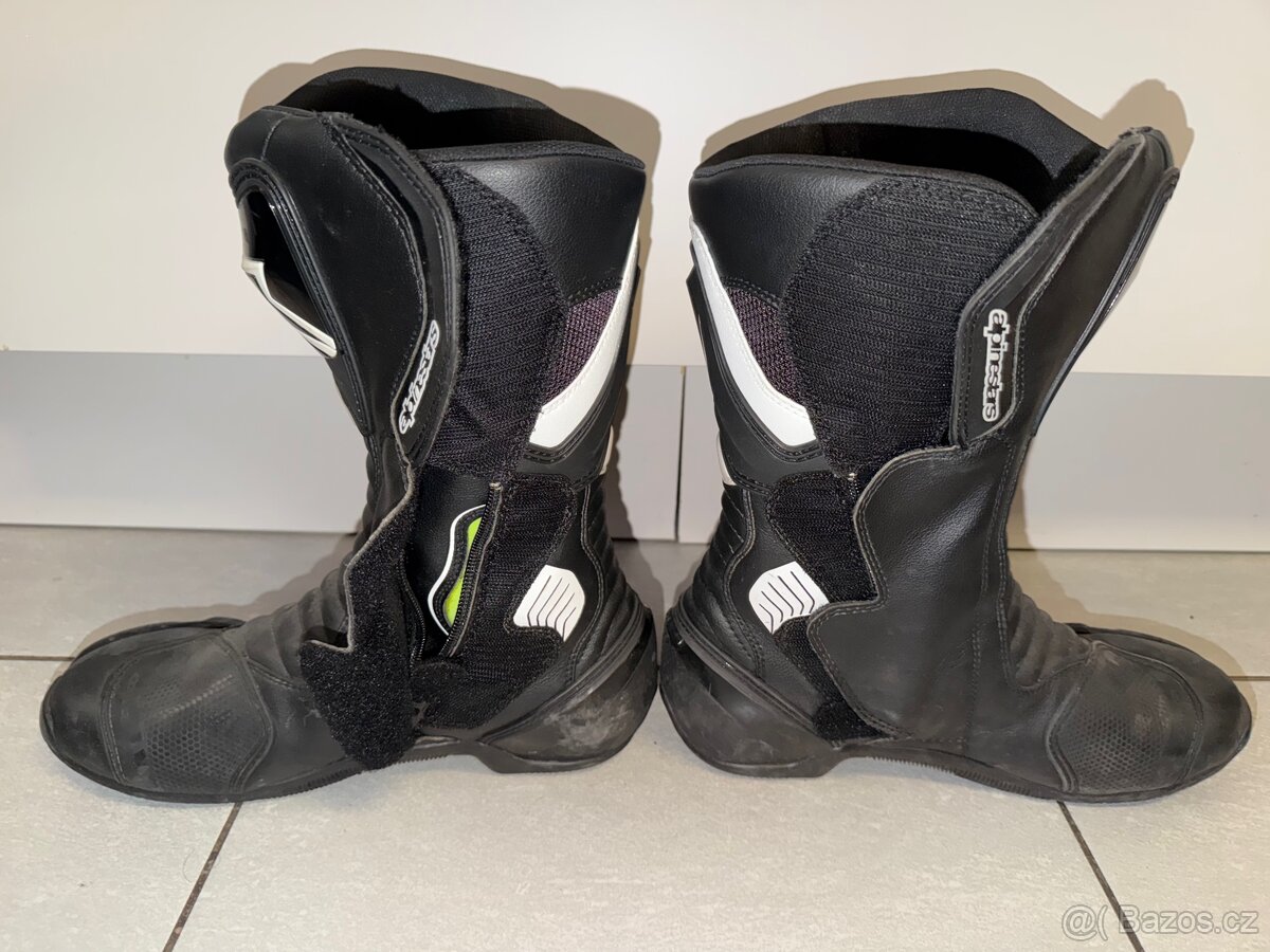 Prodám výbavu (helma, boty, zámek, batohy (dohoda)) - 6