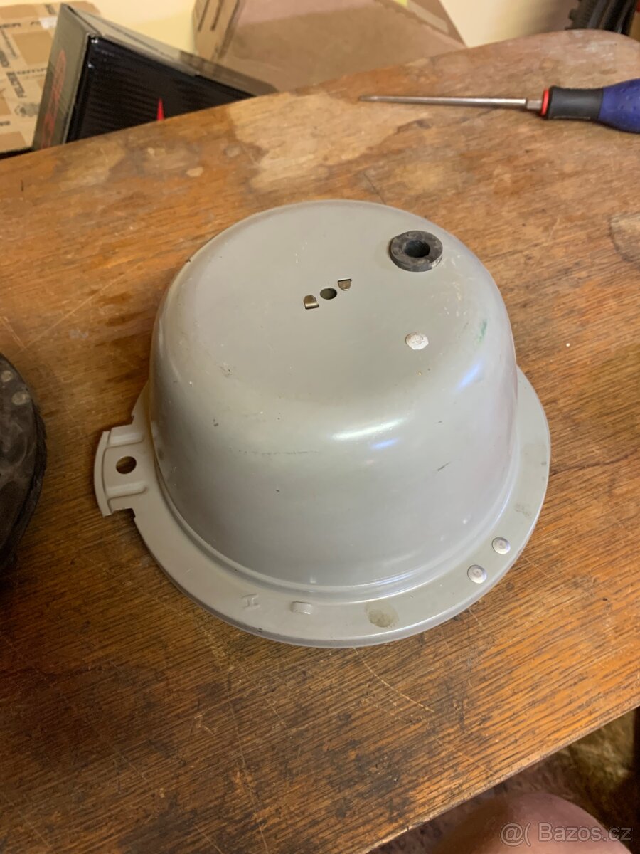 Dva hrnce předního světla Trabant - 6