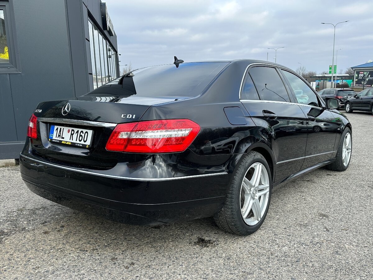 Mercedes-Benz E 250 2009 - 6