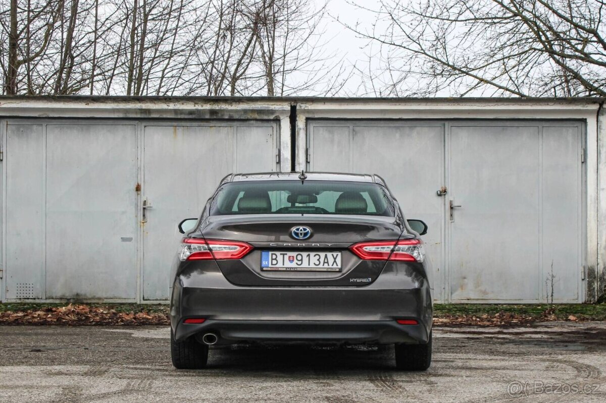 Toyota Camry 2.5 Hybrid Executive e-CVT - 6