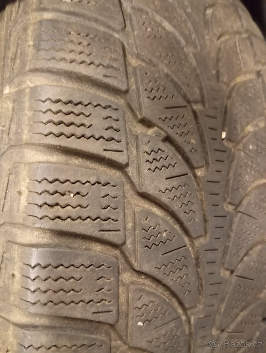 225/65/17 Bridgestone Blizzard - 6