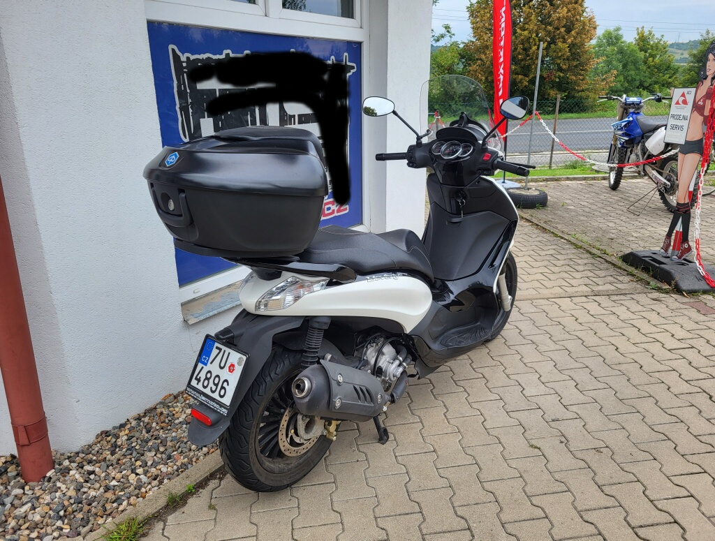 Piaggio Beverly 125i - 6