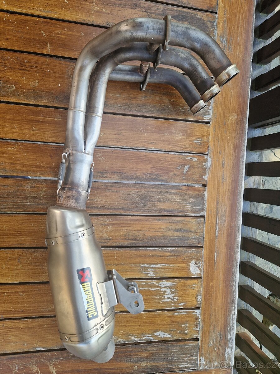 Yamaha MT 09 Akrapovič - 6