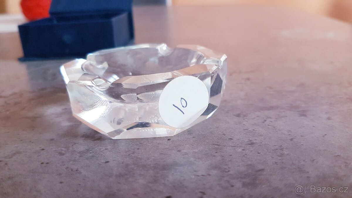 Malý nový skleněný popelník - 6