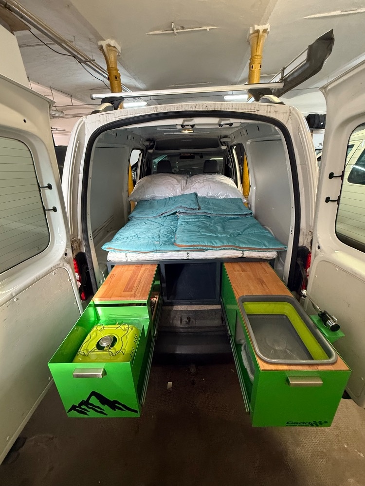 Volkswagen Caddy 2,0 Cng- obytné - 6