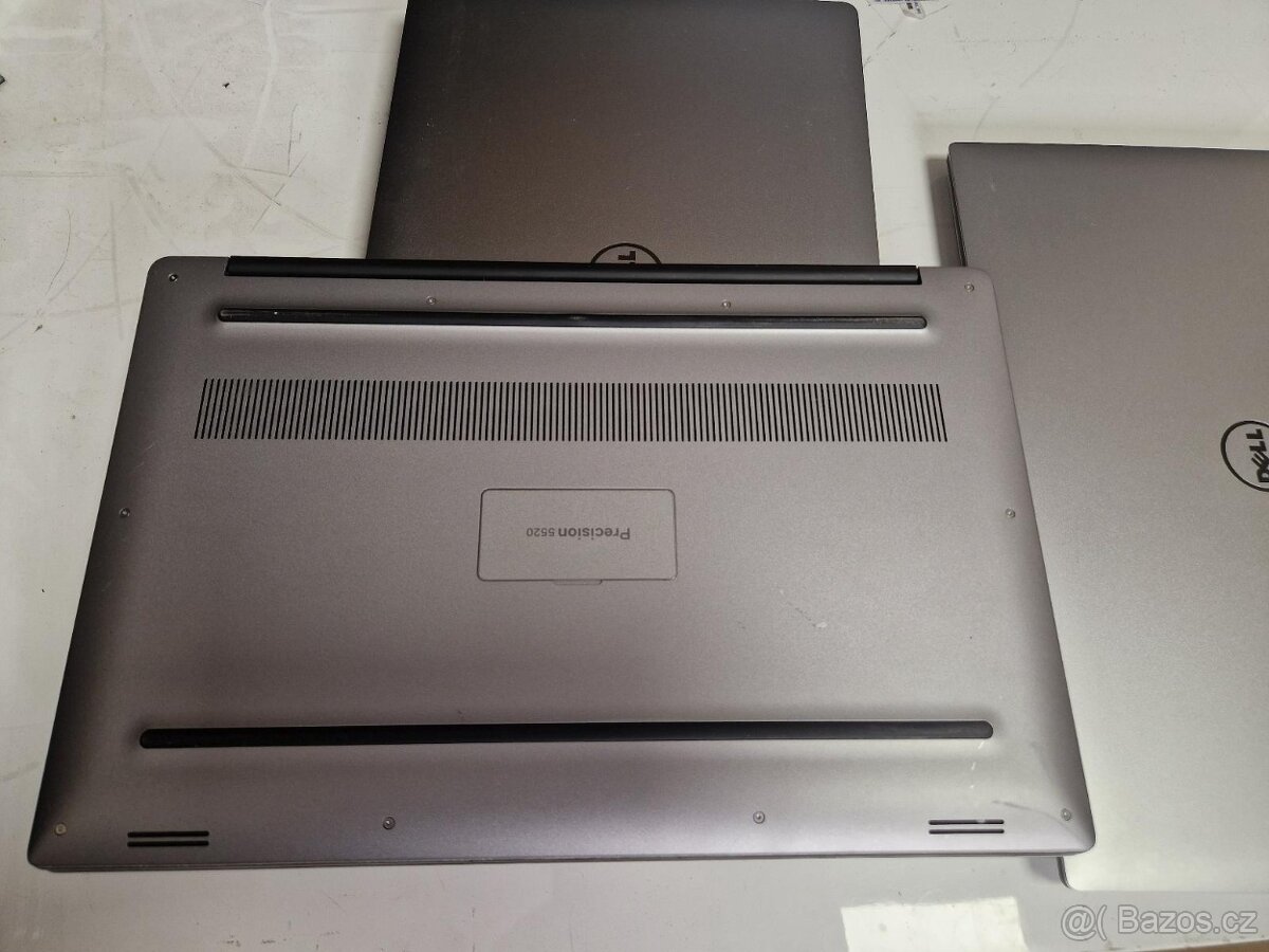 4K DOTYKOVÝ Dell Precision 5520, Core i7, 4GB nVidia GPU - 6