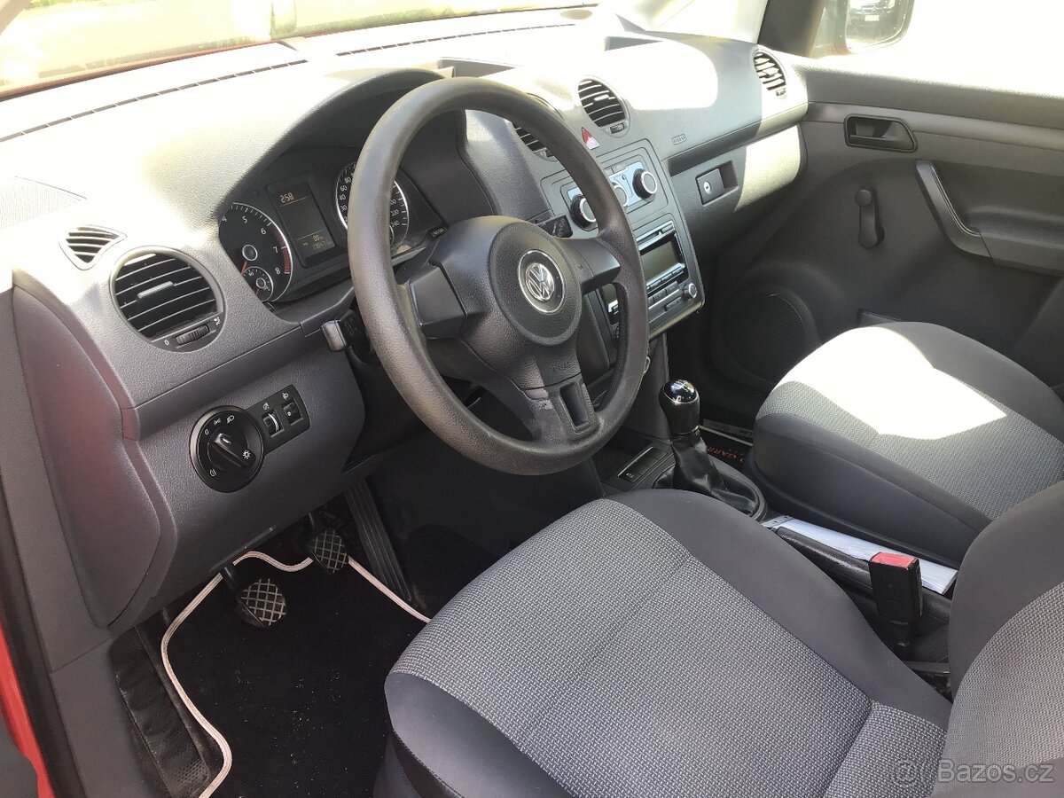 Prodam VW Caddy 1,2 Tsi 77Kw Rv.2015 - 6