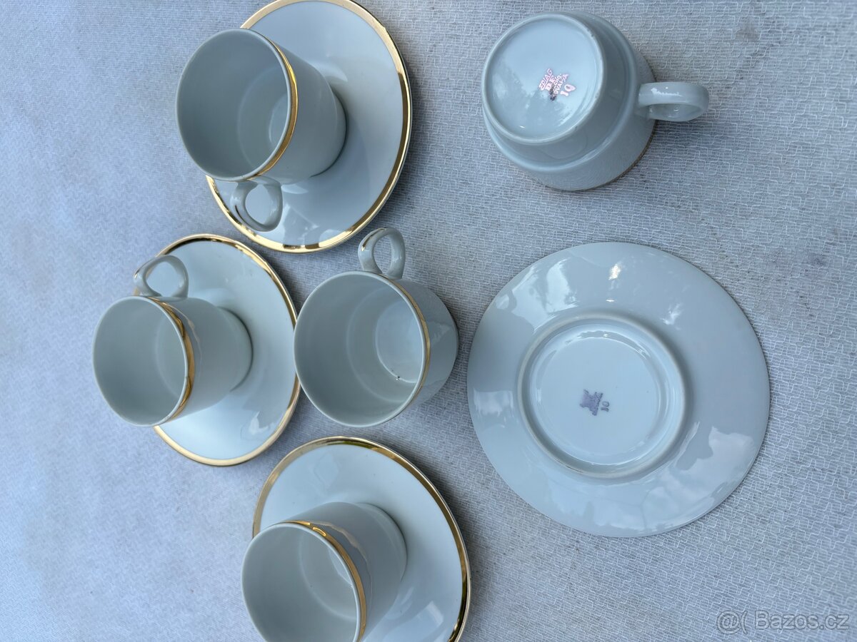 Různé sety hrnečků s talířky - 6
