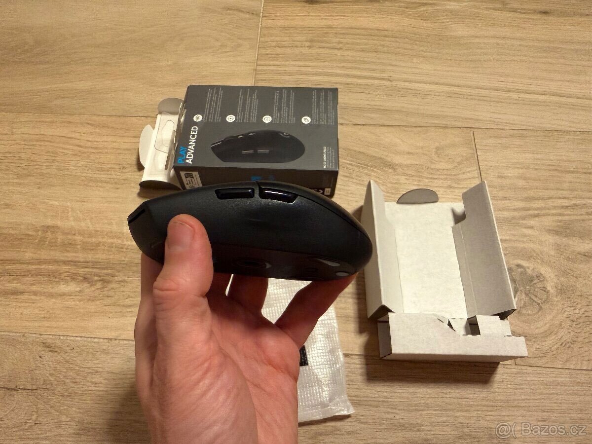 Logitech G305 Wireless Gaming Mouse - 6