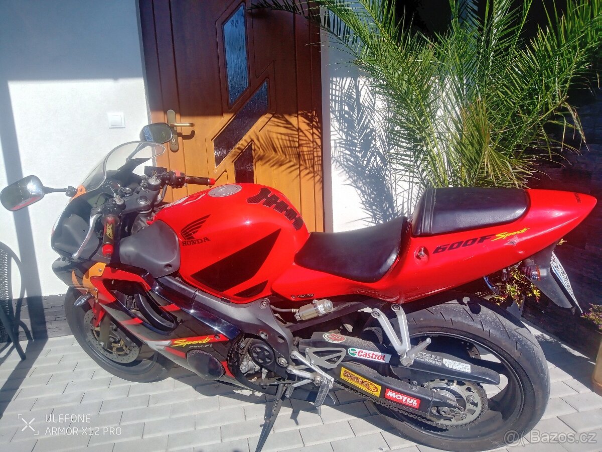 Prodám Honda CBR 600 f - 6
