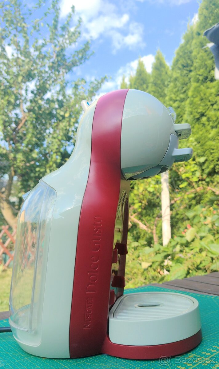 Kapsulový kávovar Krups KP120 šedo-červený - 55% sleva - 6