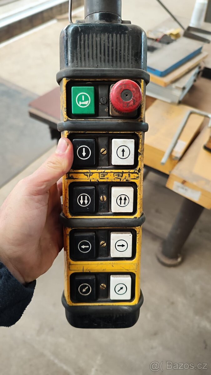 Portálový mostový jeřá 3,2t - 6