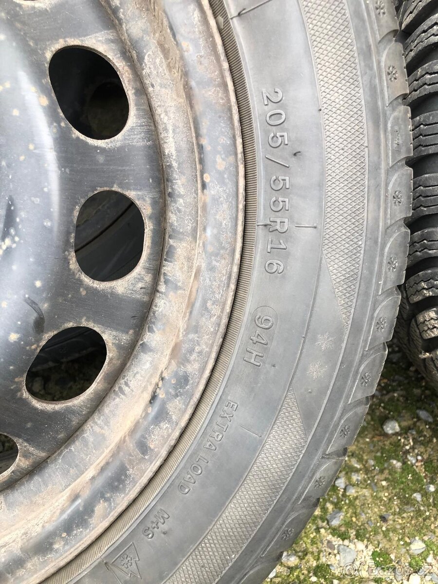 4x plechové disky včetně zimních pneu 205/22 R16 91T - 6