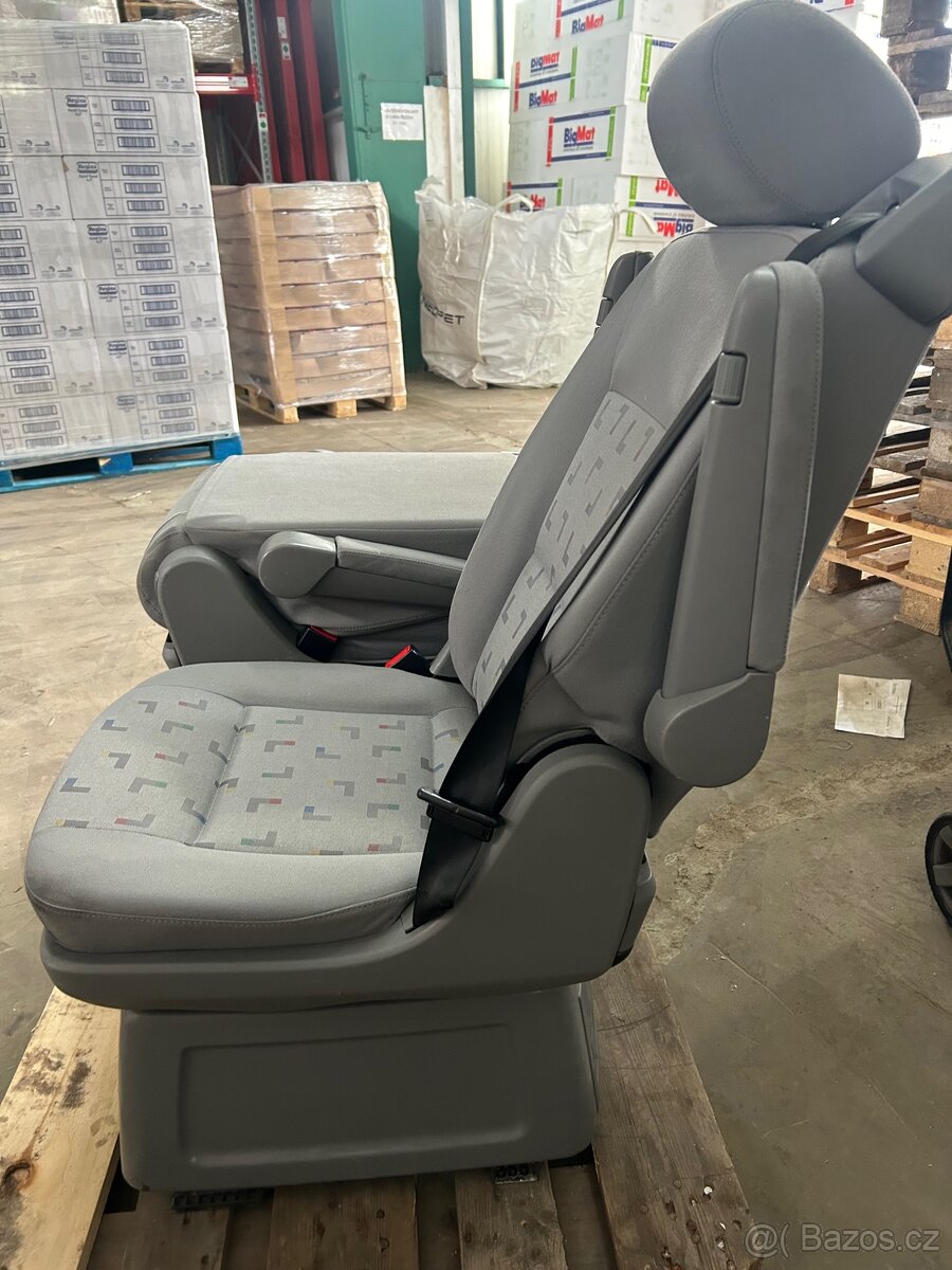 Otočné sedadla VW T5 - 6