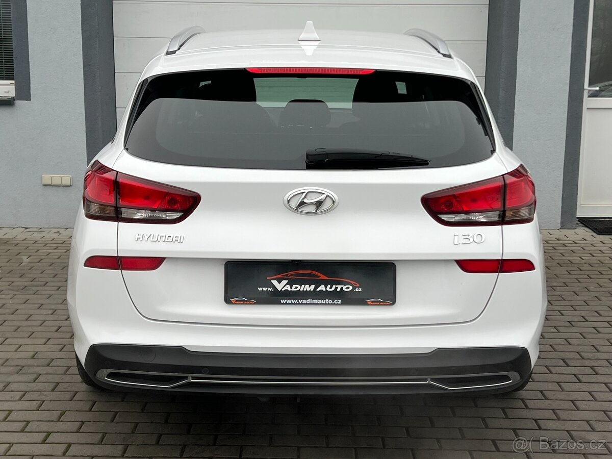 Hyundai i30 1.6 CRDi SMART KAMERA ČR NOVÉ - 6