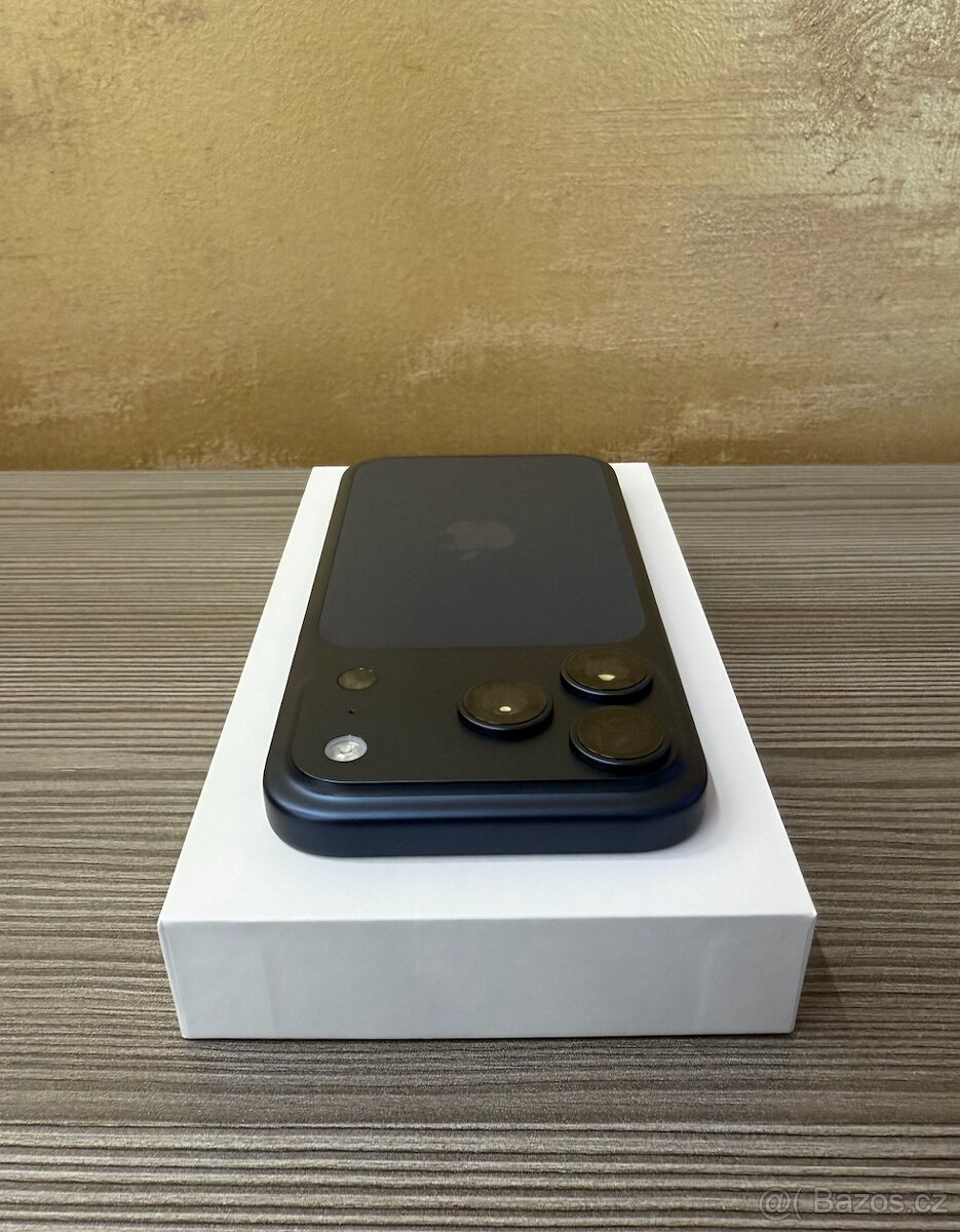 Apple iPhone 17 Pro 256GB modrý, vyzkoušený, záruka - 6