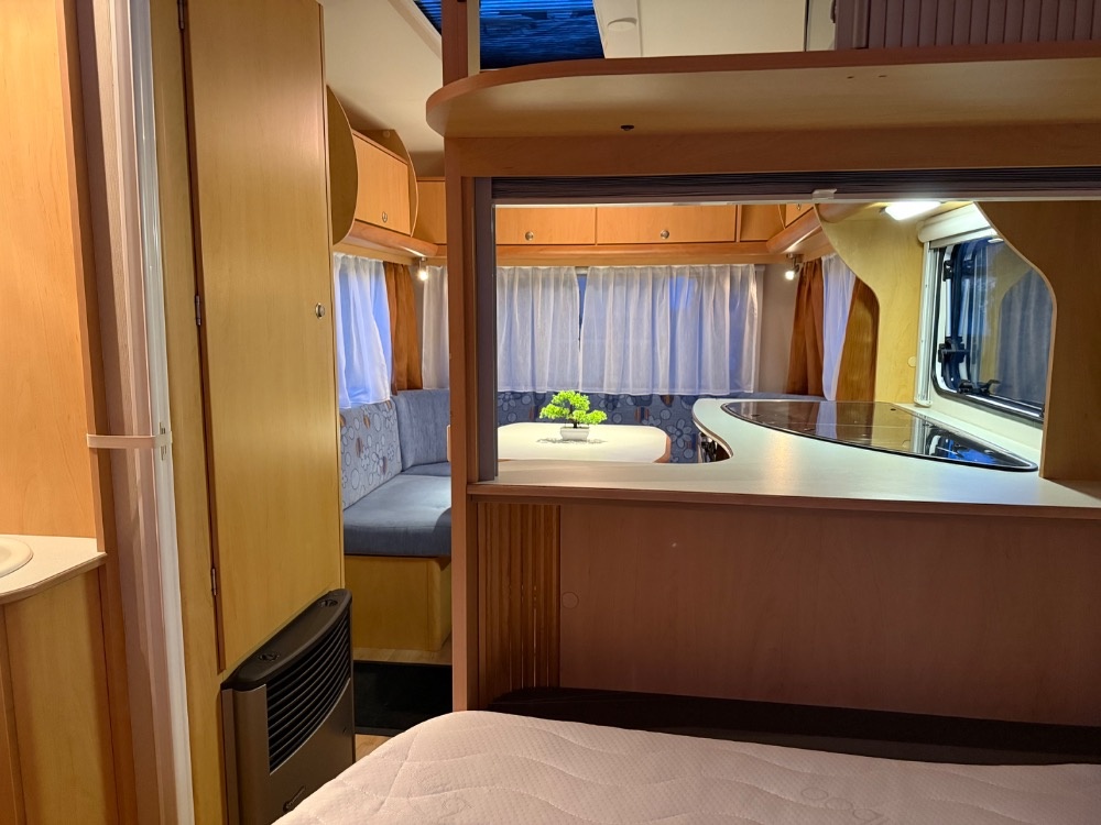 DELTA SUMMERLINER 4400 FB-STAN Easy Air-BOJLER-TOP STAV - 6