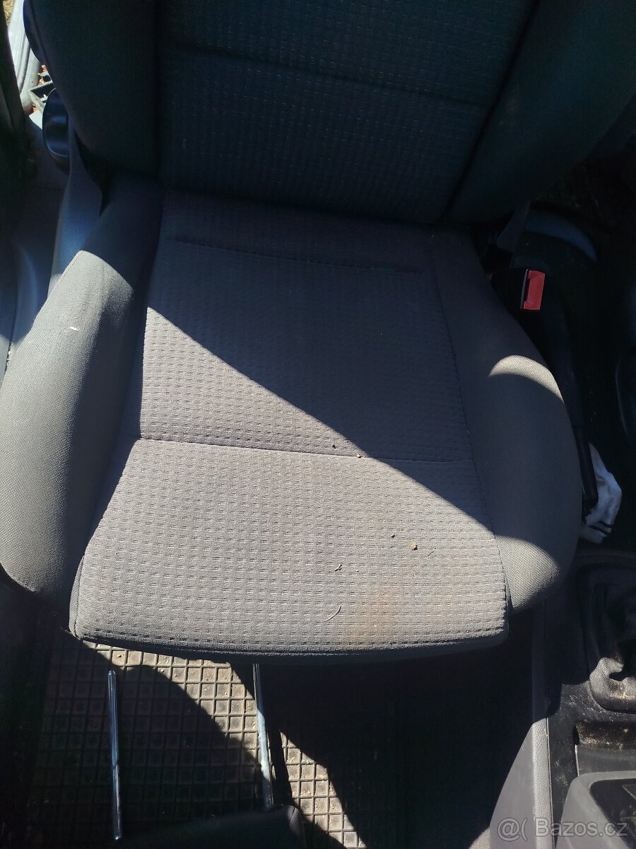 Prodám veškeré díly Sharan - 6