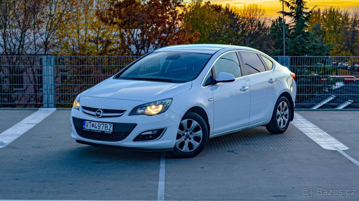 Opel Astra Sedan 1.6 CDTI 100 kw - 6