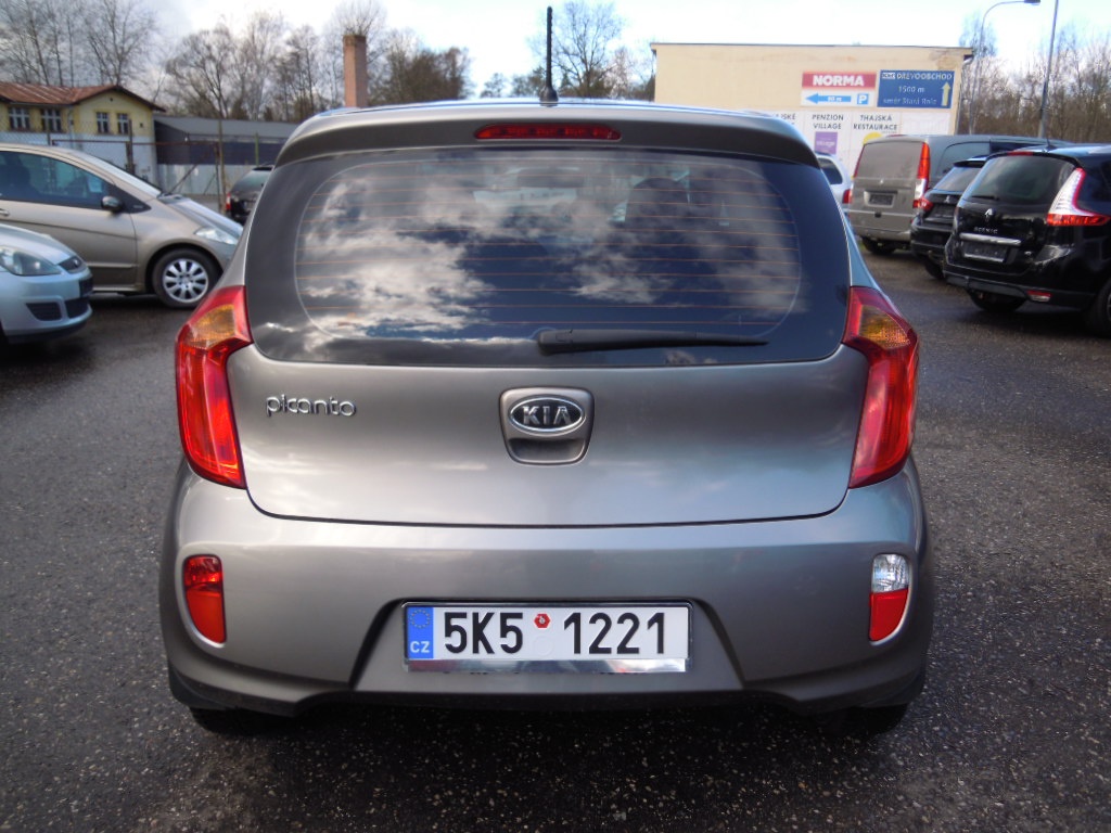 Kia Picanto 1.0i 50kw(68hp) r.v.5/2011 ČR - 6