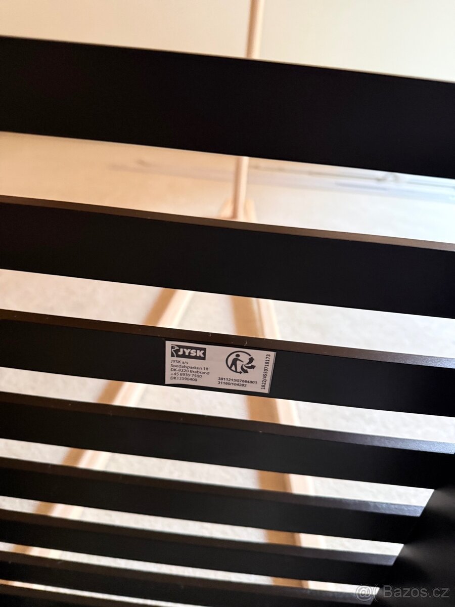 Věšák na ramínka - 6