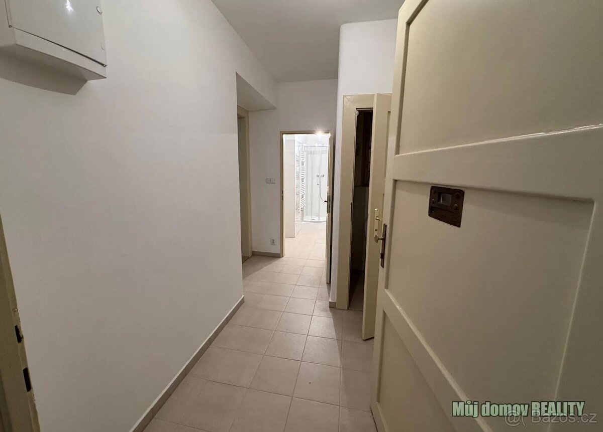 Pronájem krásného, světlého bytu 2+kk po rekonstrukci Praha - 6