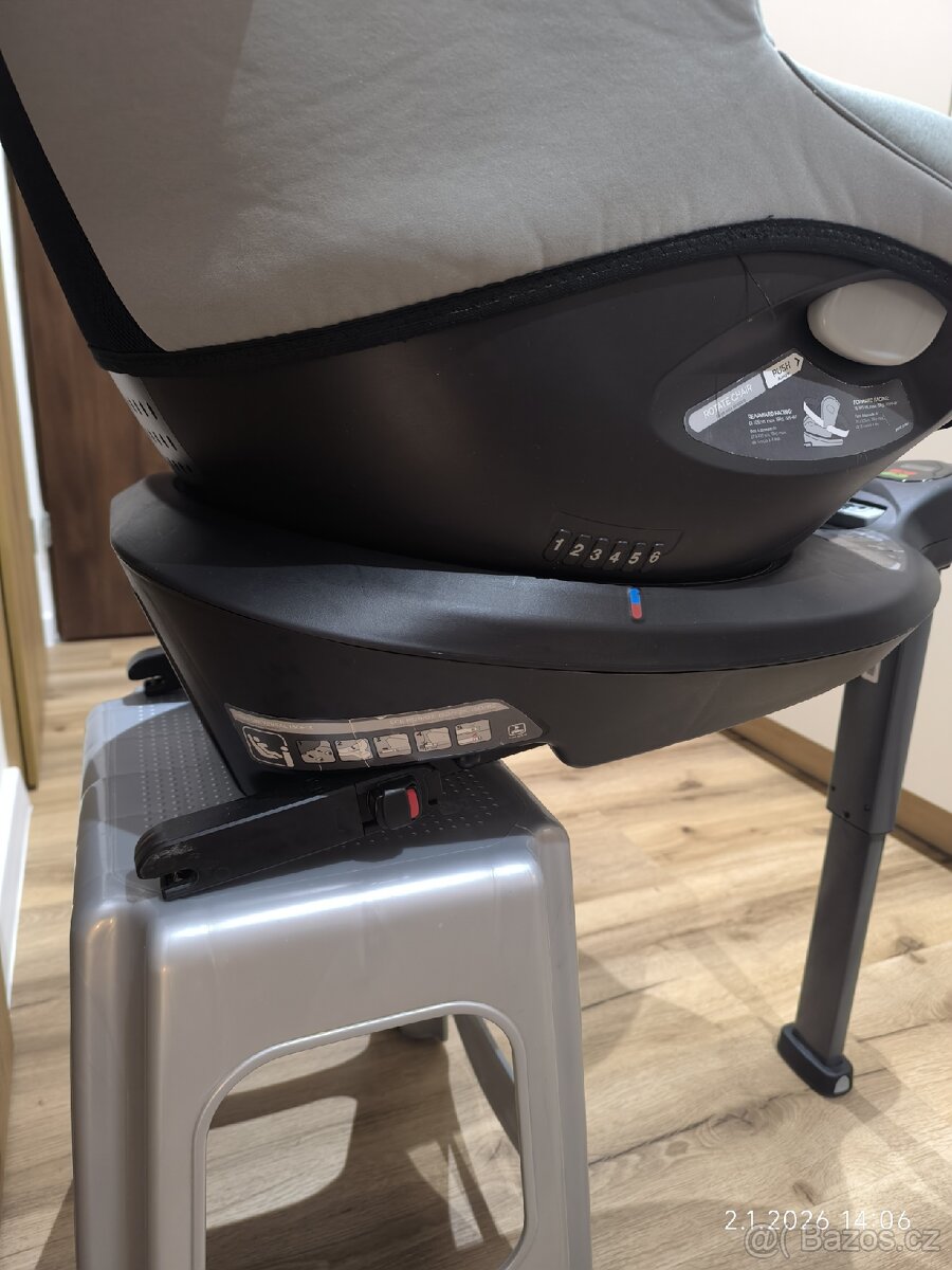 Otočná autosedačka Joie i-Spin 360 - 6