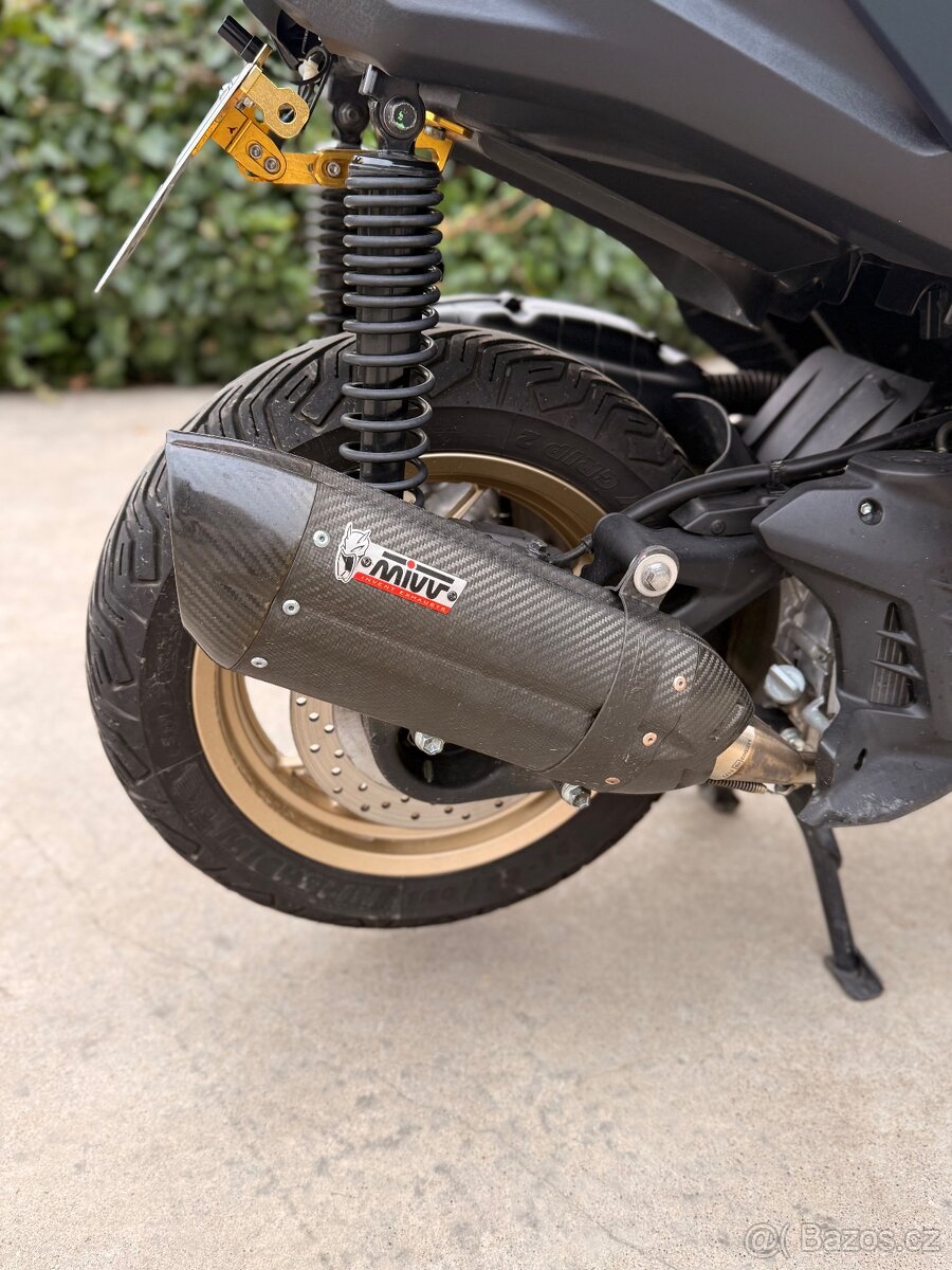 Yamaha X-max 125, Tech Max - 6