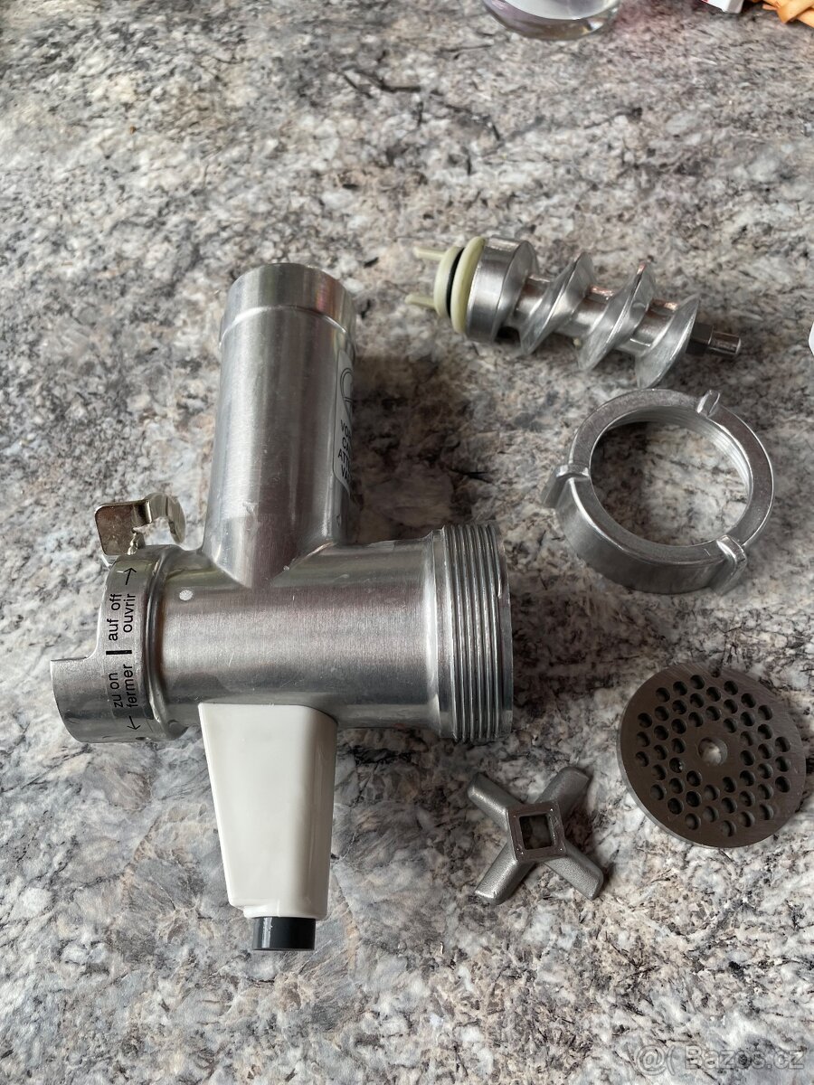 KUCHYŇSKÝ ROBOT - 6