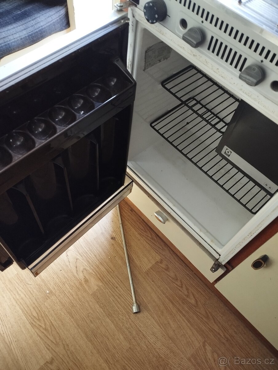 Karavan na pevné stání - 6