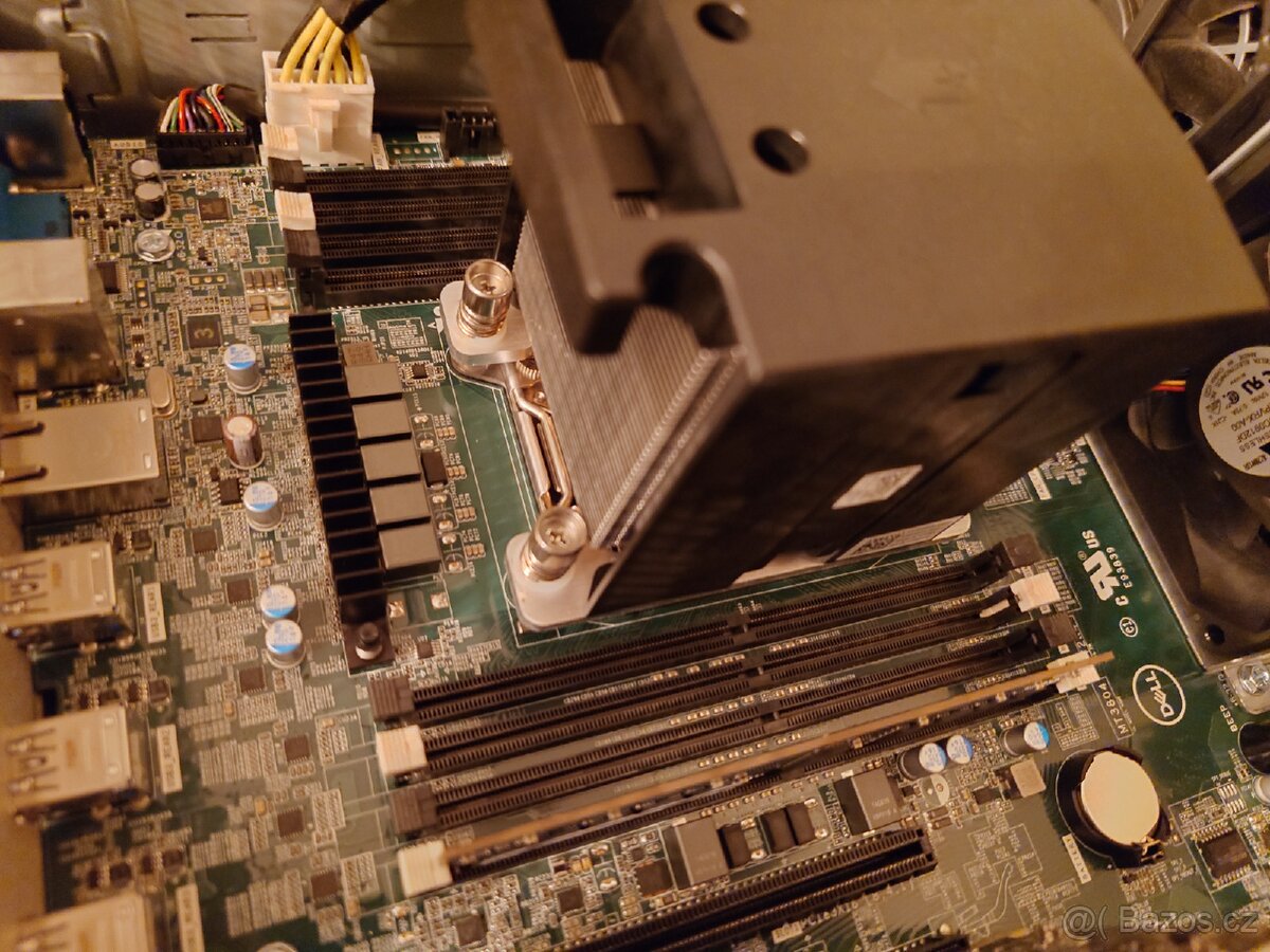 Dell precision Tower 5820 Intel Xeon + nVidia P1000 - 6