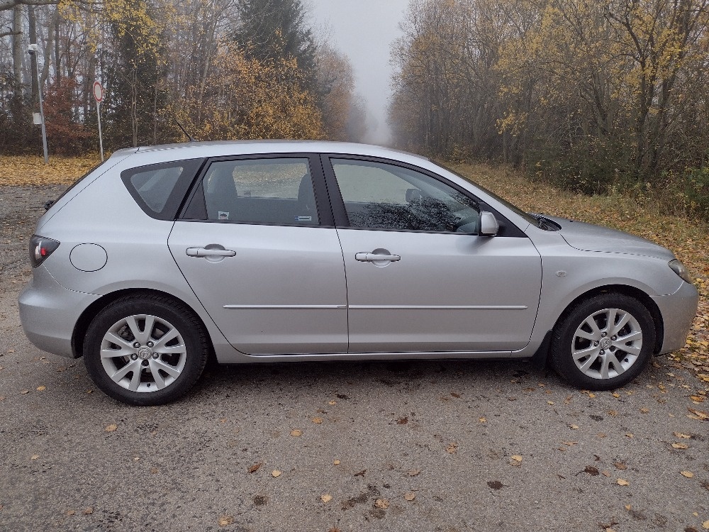 Prodám pěknou Mazdu 3 - 6