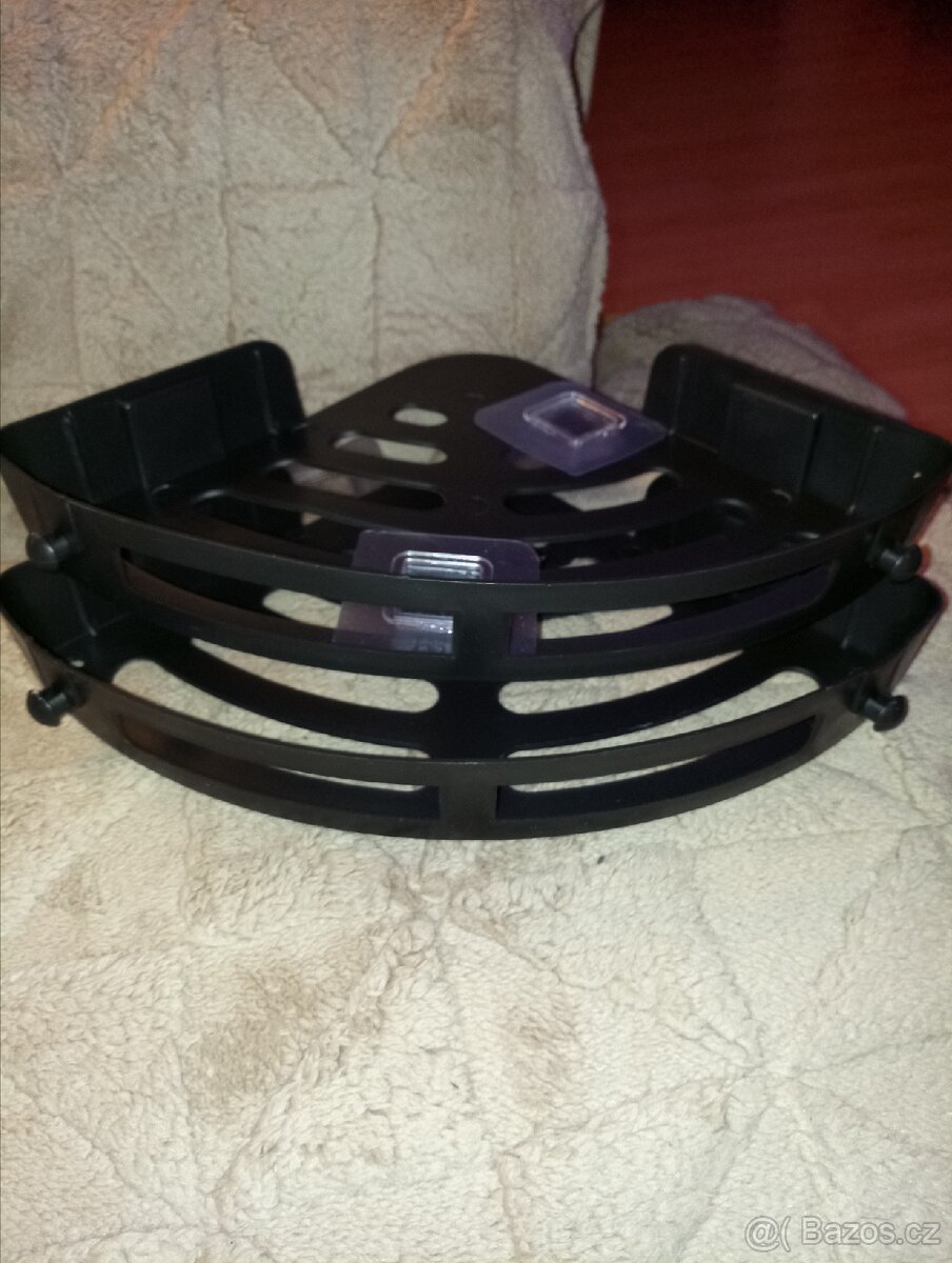 Nové rohové poličky do koupelny - 6