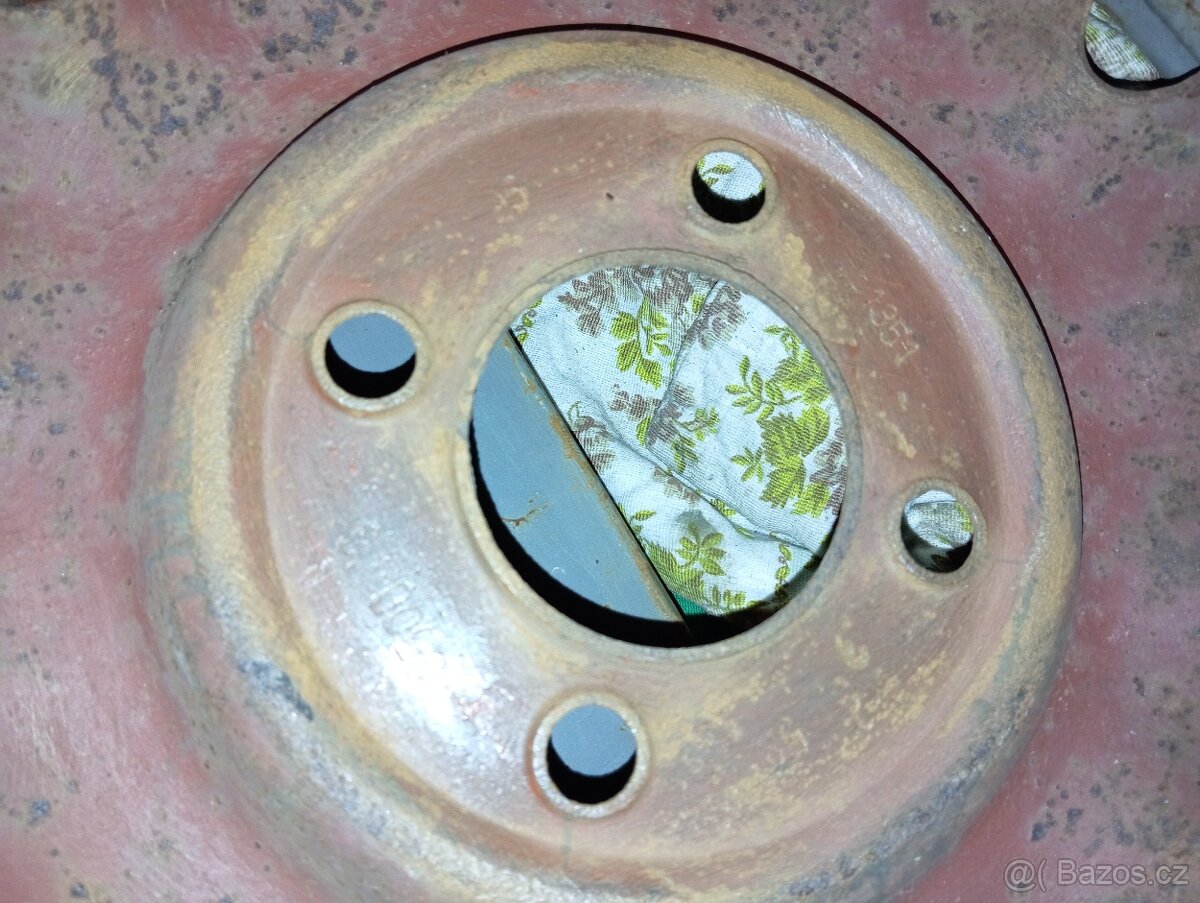 Zetor disky 3.00-D16,pneu 5.0-R16 - 6