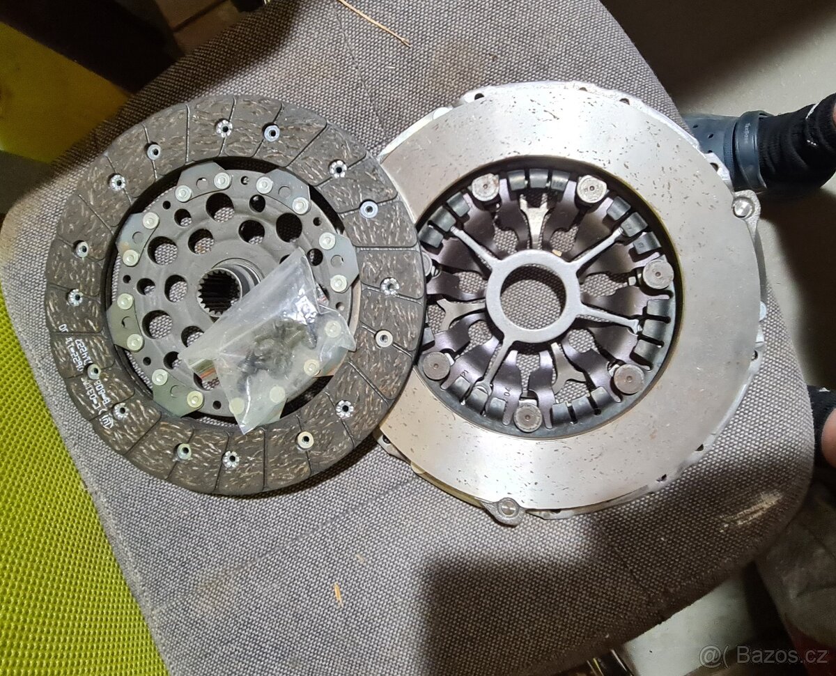 DÍLY z Renault espace grand 2.2 díly - 6