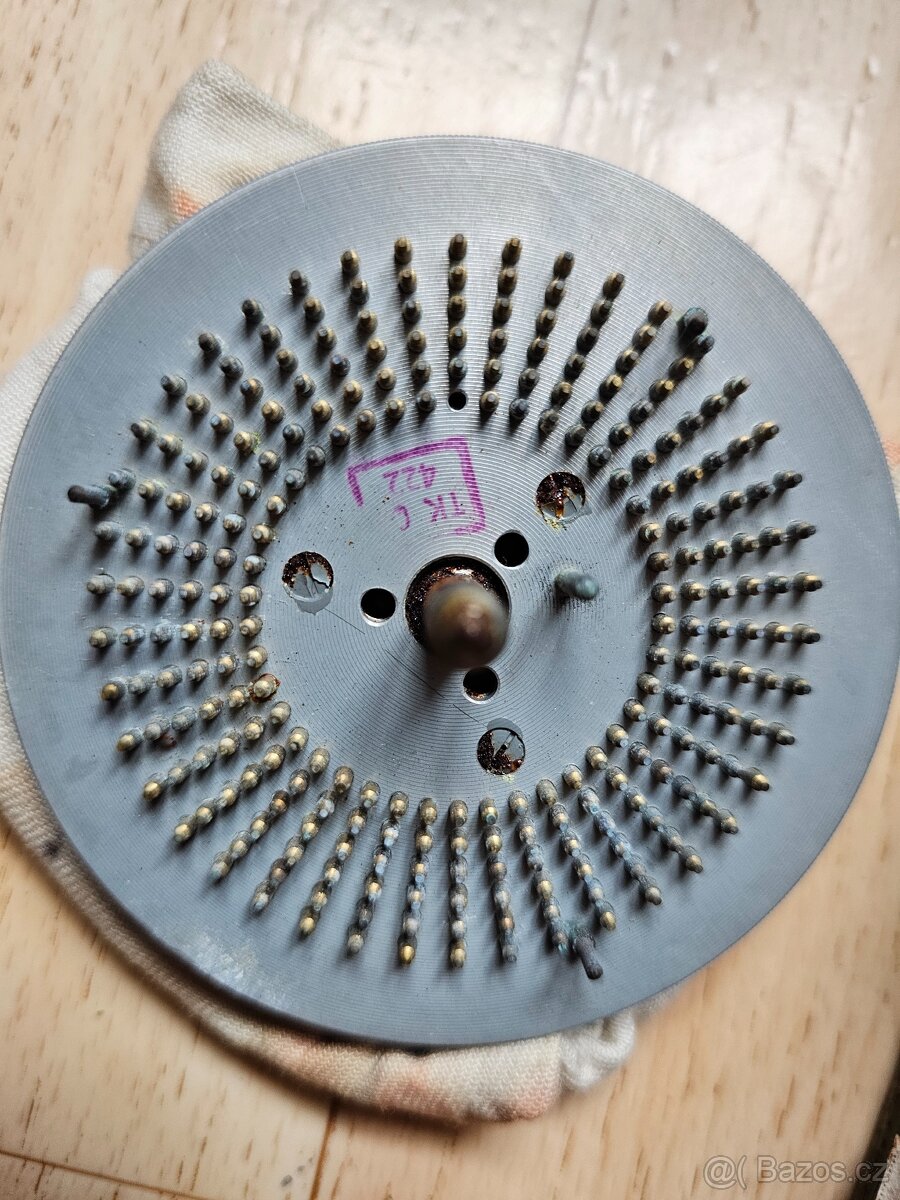 Vojenské elektronky - sada vojenských elektronek - 6