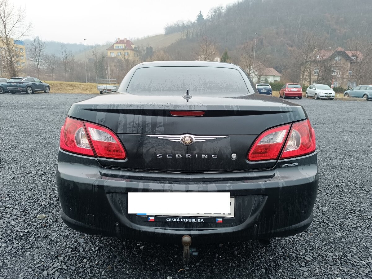 Chrysler Sebring Cabrio s pevnou střechou - 6