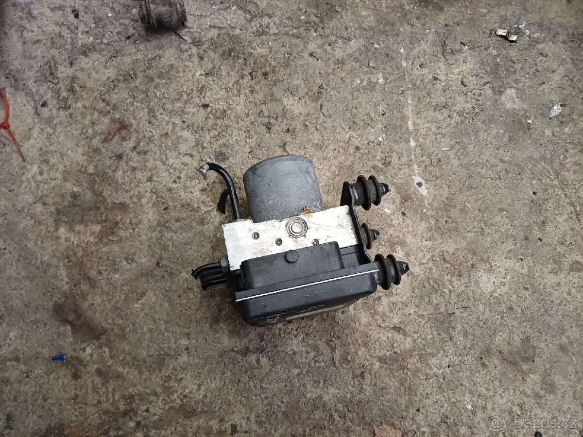 Zbytek dílů na Audi a5 coupe 3.0 tdi - 6