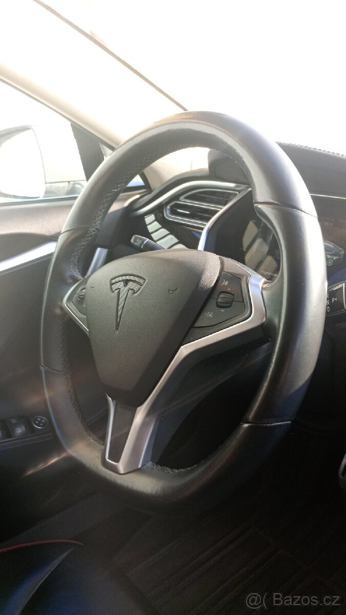 Tesla model S, P 85, MCU2,Dualcharger in, SC 01 - 6