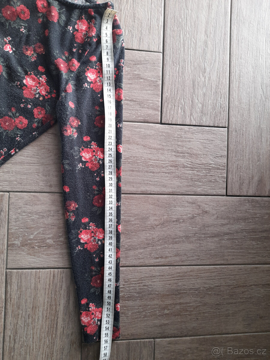 Úpletové šaty zn. Reserved, vel. 34 - 6