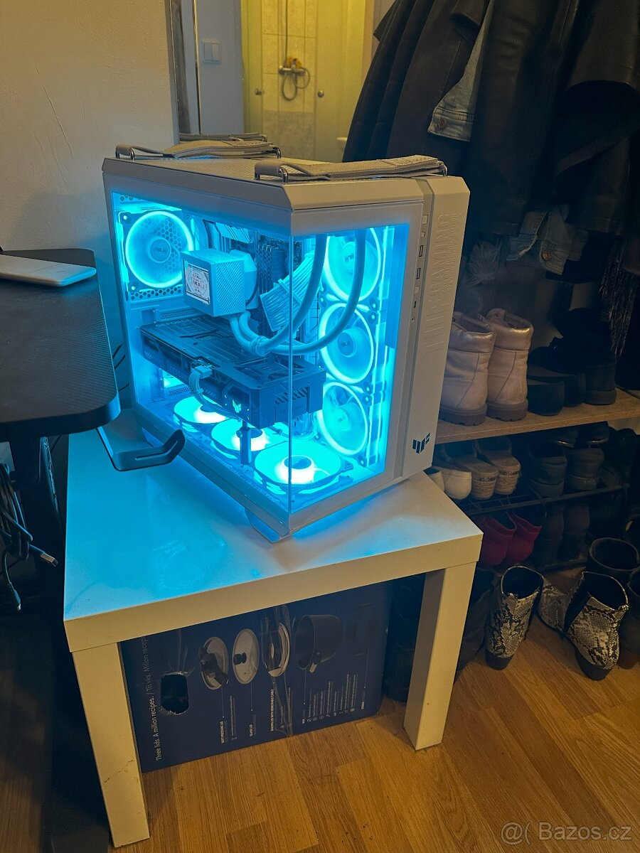 Vodní chladič Asus ROG RYUJIN III 240 ARGB - 6