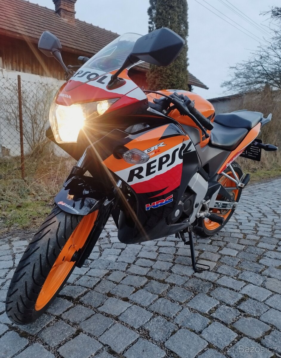 Honda cbr 125r - 6