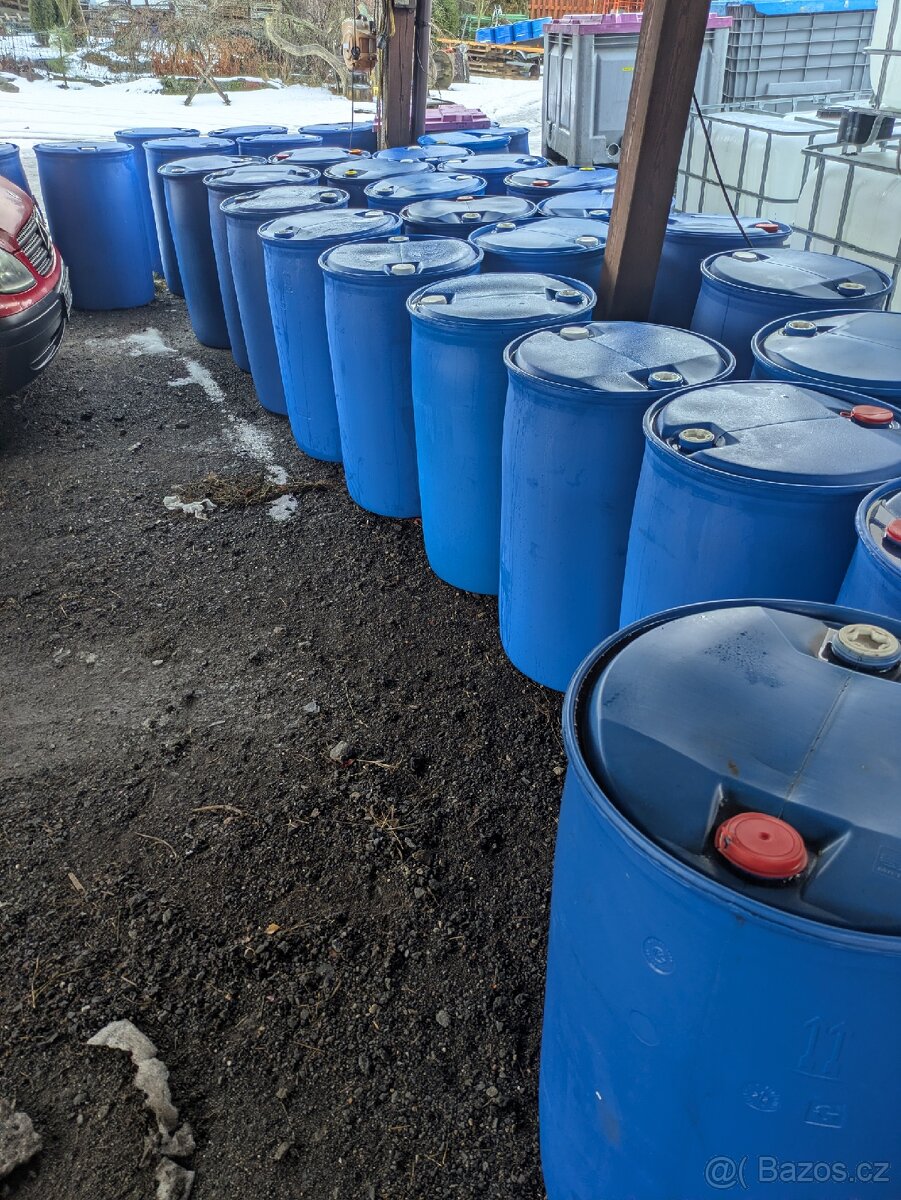 Plastové sudy 200 litrů - 6