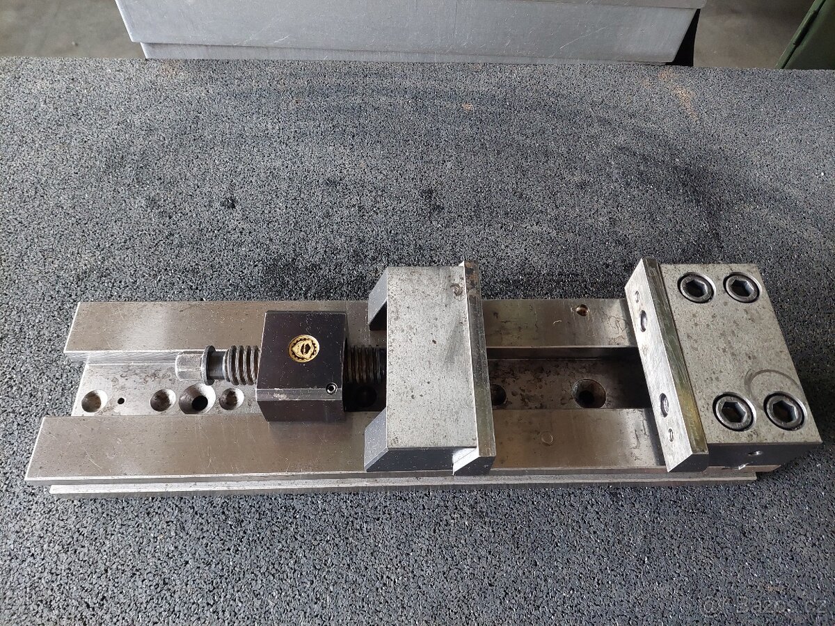 Strojní svěrák přesný, řadový - 6